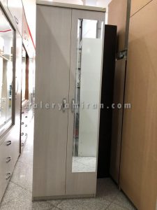 رختکن عرض ۷۰ عمق۳۵ ارتفاع ۱۹۰ دارای رنگ بندی