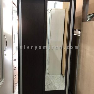 رختکن عرض ۹۰ عمق۴۰ ارتفاع ۱۹۰ درب ریلی دارای رنگ بندی