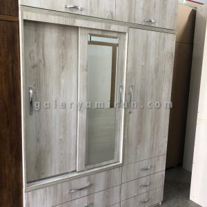 کمد عرض۱۵۰عمق۵۵ ارتفاع ۲۴۰ سه تکه و دارای رنگ بندی